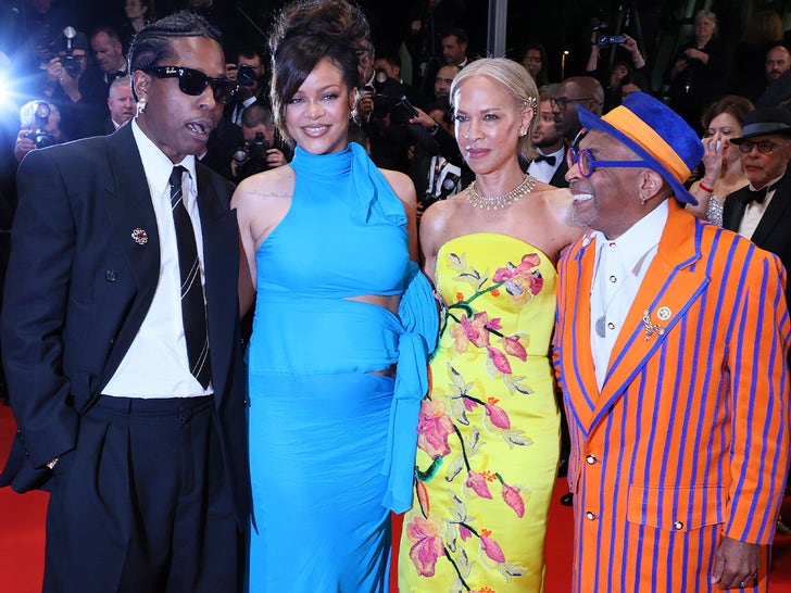 0519-A$AP-Rocky-and-Rihanna-Festival-SUB-2