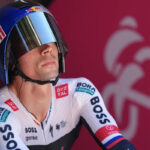 Tarling Edges Giro Stage 2 Victory Over New Overall Leader Roglic