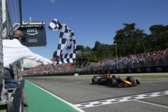 Verstappen Dominates Emilia-Romagna GP, Tightens Grip on F1 Championship Race
