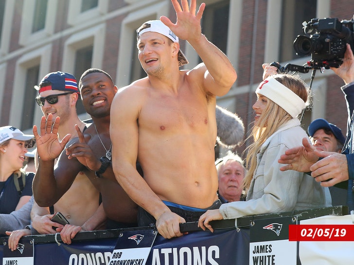 Rob Gronkowski with the Patriots