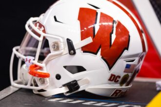 Wisconsin Football Welcomes Transfer Portal Long Snapper Andrew Goodman
