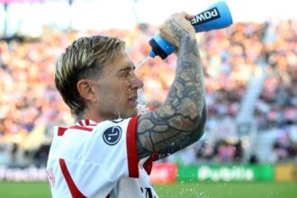 Toronto Triumphs Over Montreal with Bernardeschi's Stunning Brace in 6-Goal Showdown