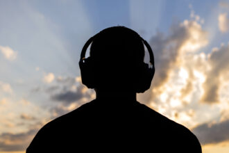 Why Over-Ear Headphones Could Outperform and Outpriced the AirPods Pro Max: A Game-Changer in Sound Quality