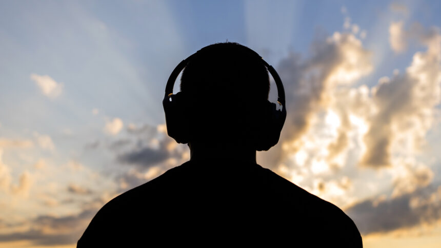 Why Over-Ear Headphones Could Outperform and Outpriced the AirPods Pro Max: A Game-Changer in Sound Quality