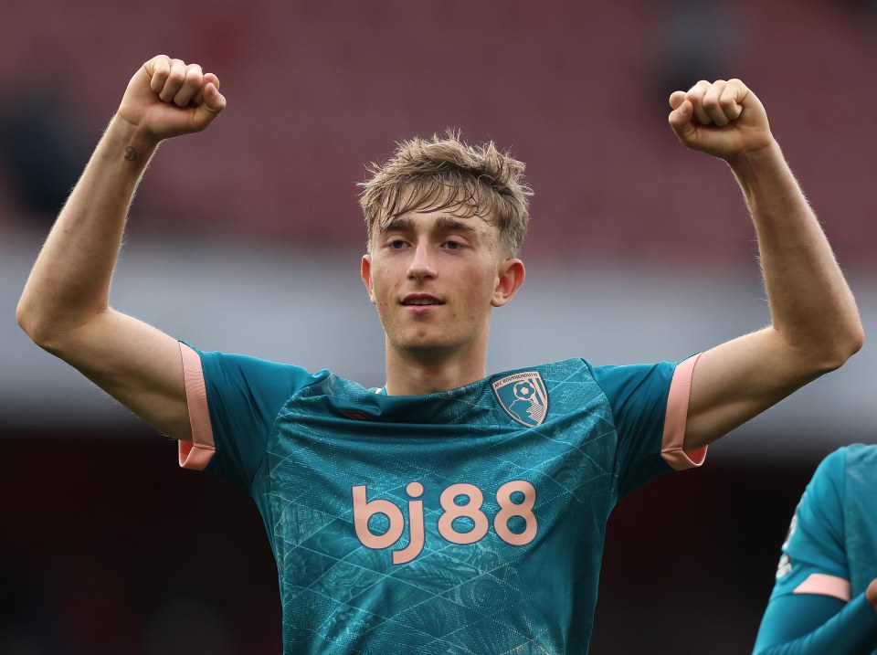LONDON, ENGLAND - MAY 3: Dean Huijsen of AFC Bournemouth punches the air in delight as he celebrates at the full time whistle after the 2-1 victory during the Premier League match between Arsenal FC and AFC Bournemouth at Emirates Stadium on May 3, 2025 in London, England. (Photo by Crystal Pix/MB Media/Getty Images)