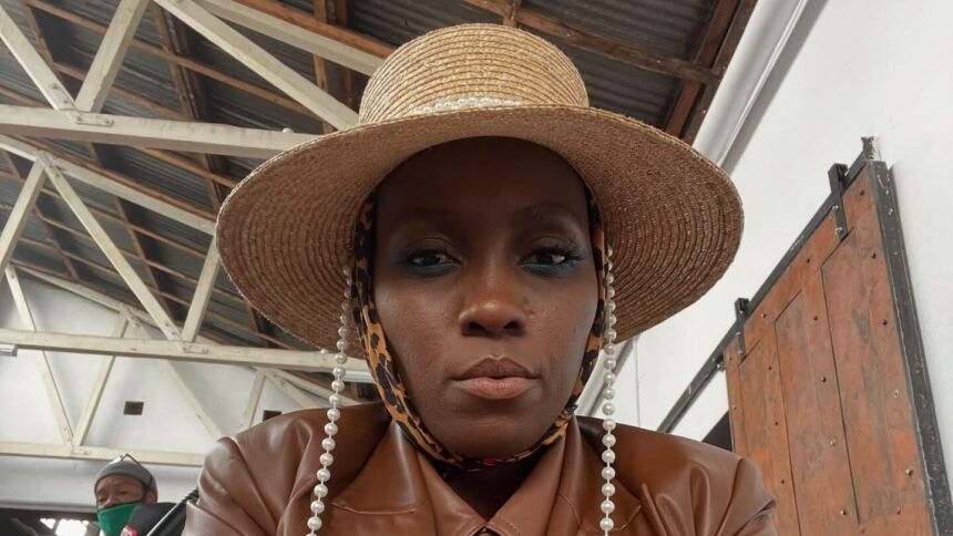 Azawi Unveils Debut Single “Talking Stage” From Her Upcoming Music Collection