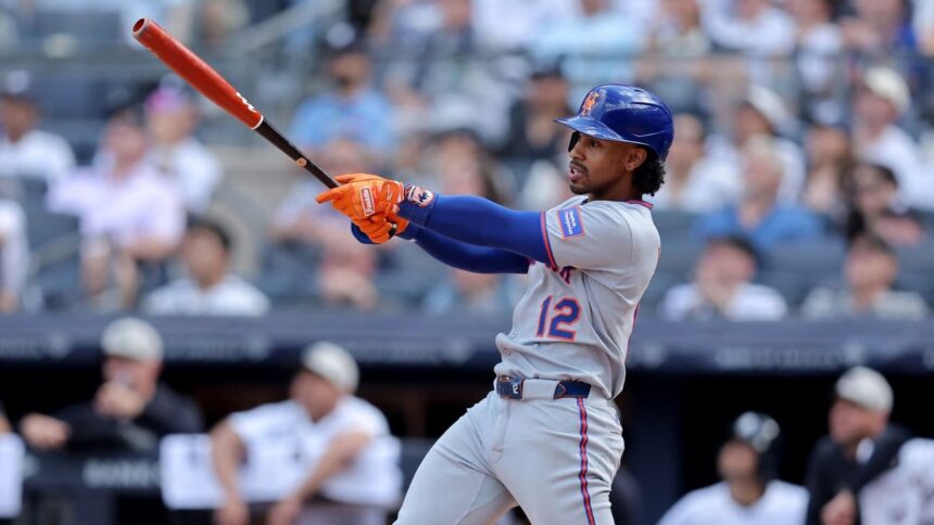 Francisco Lindor Delivers Game-Winning Sac Fly in Tense Ninth Inning, Securing 3-2 Victory for Mets Against Yankees