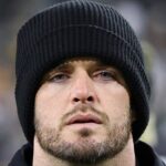 Derek Carr Steps Away From NFL At 34 Following Major Shoulder Setback