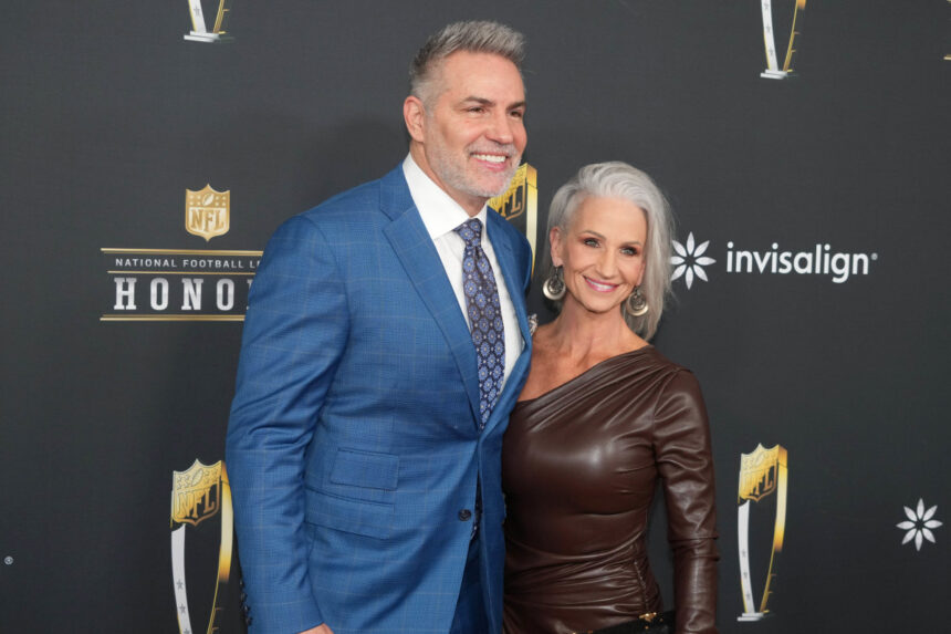 Kurt Warner Claps Back at Robert Griffin III Amidst Caleb Williams Debate