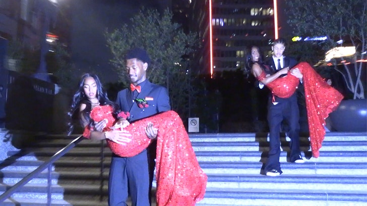 Diddy’s twin daughters at prom