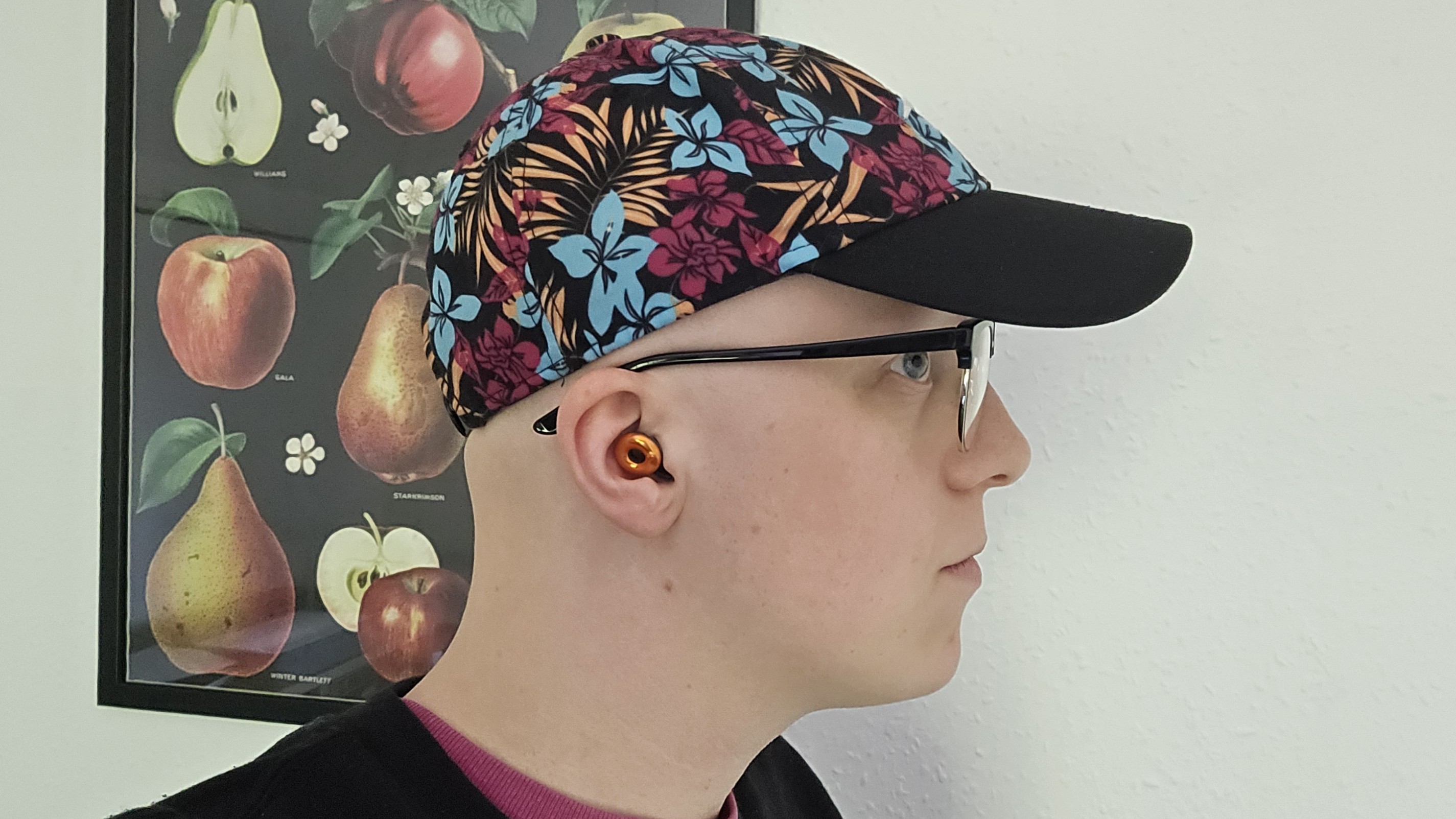 Hamish wearing the Loop Switch 2 earplugs