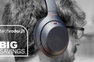 Why You Should Choose Sony's Classic XM4 Headphones Over the New XM6 – Now Only AU$278!